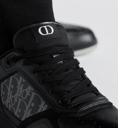 B27 Uptown Low-Top Sneaker