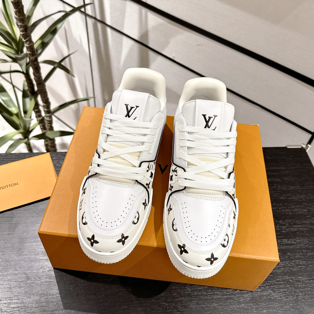 Louis Vuitton Trainer Sneaker Monogram White Black