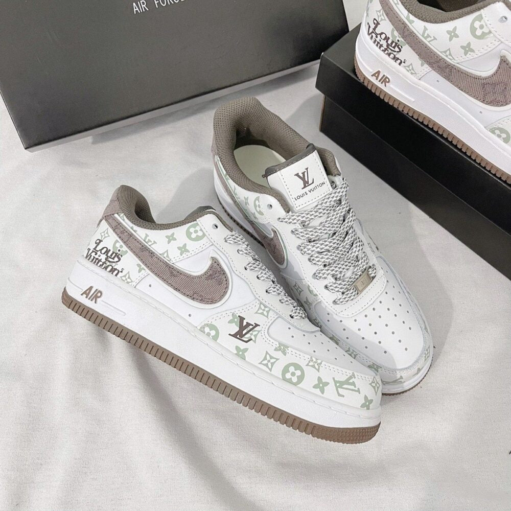 Louis Vuitton x Nike Air Force 1 White Mocha Monogram (Custom)